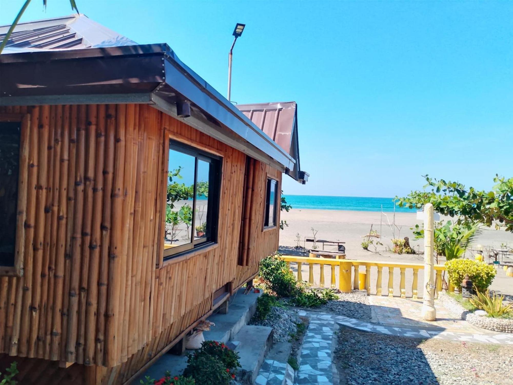 Seabreeze Beachfront Home And Cottages New Management San Juan  Ngoại thất bức ảnh