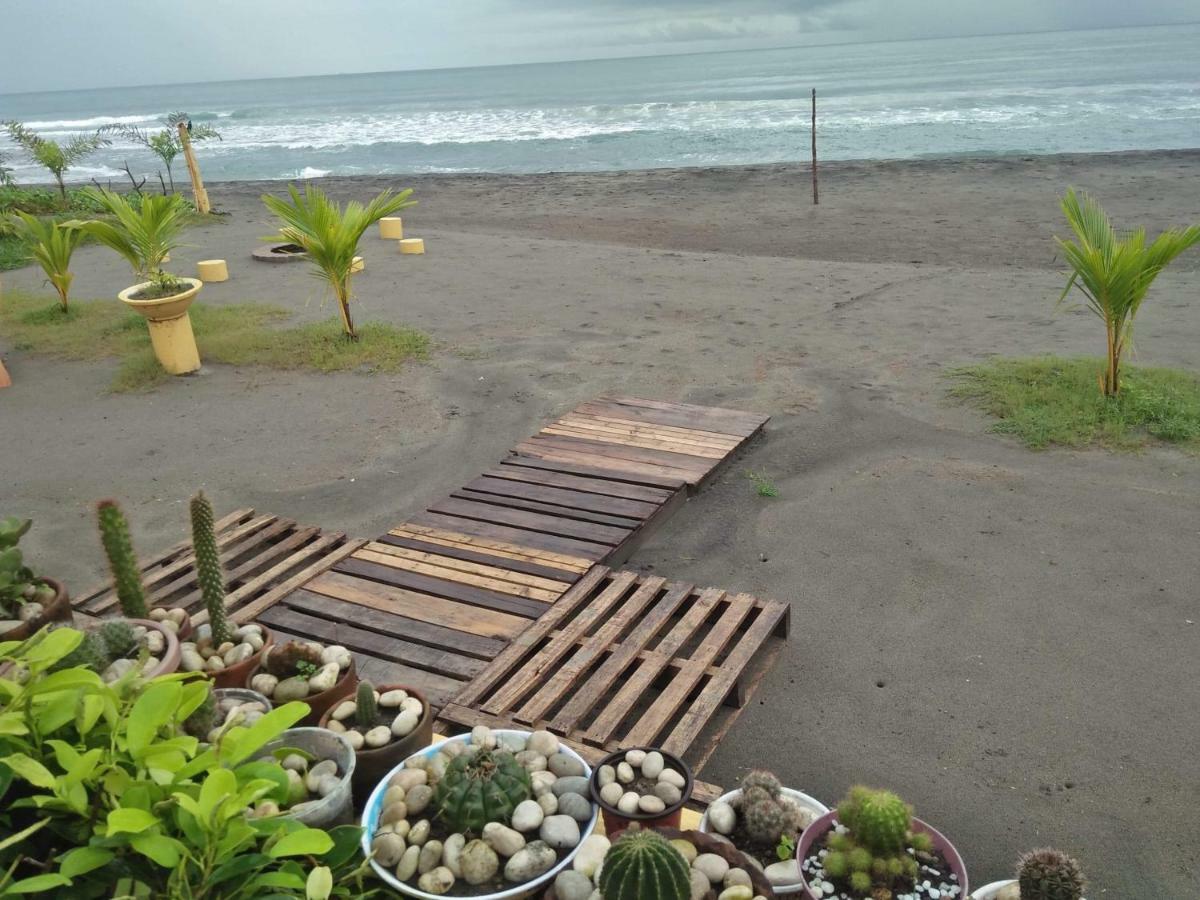 Seabreeze Beachfront Home And Cottages New Management San Juan  Ngoại thất bức ảnh